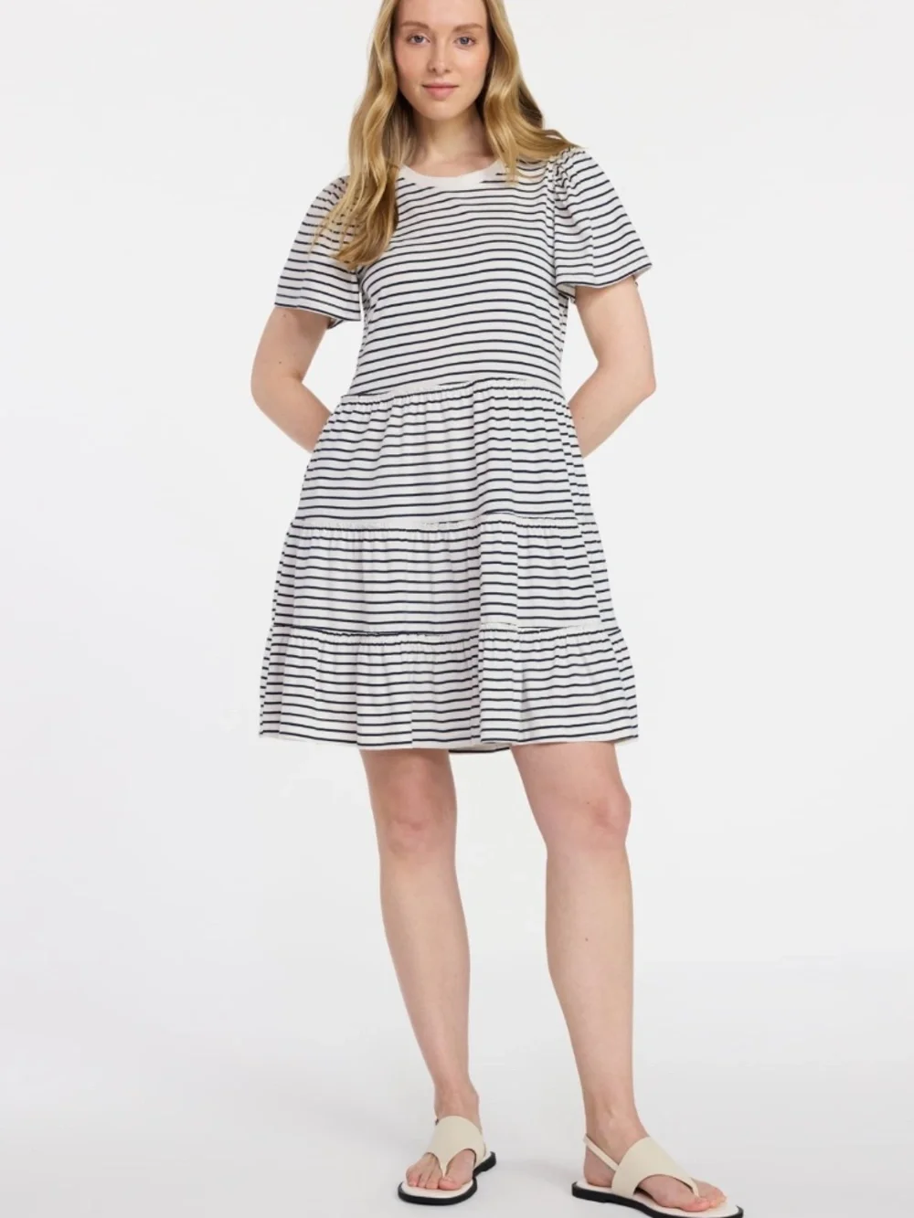 Time and Tru Women’s Mother of Pearl Striped Tiered Dress Size XXL NWT